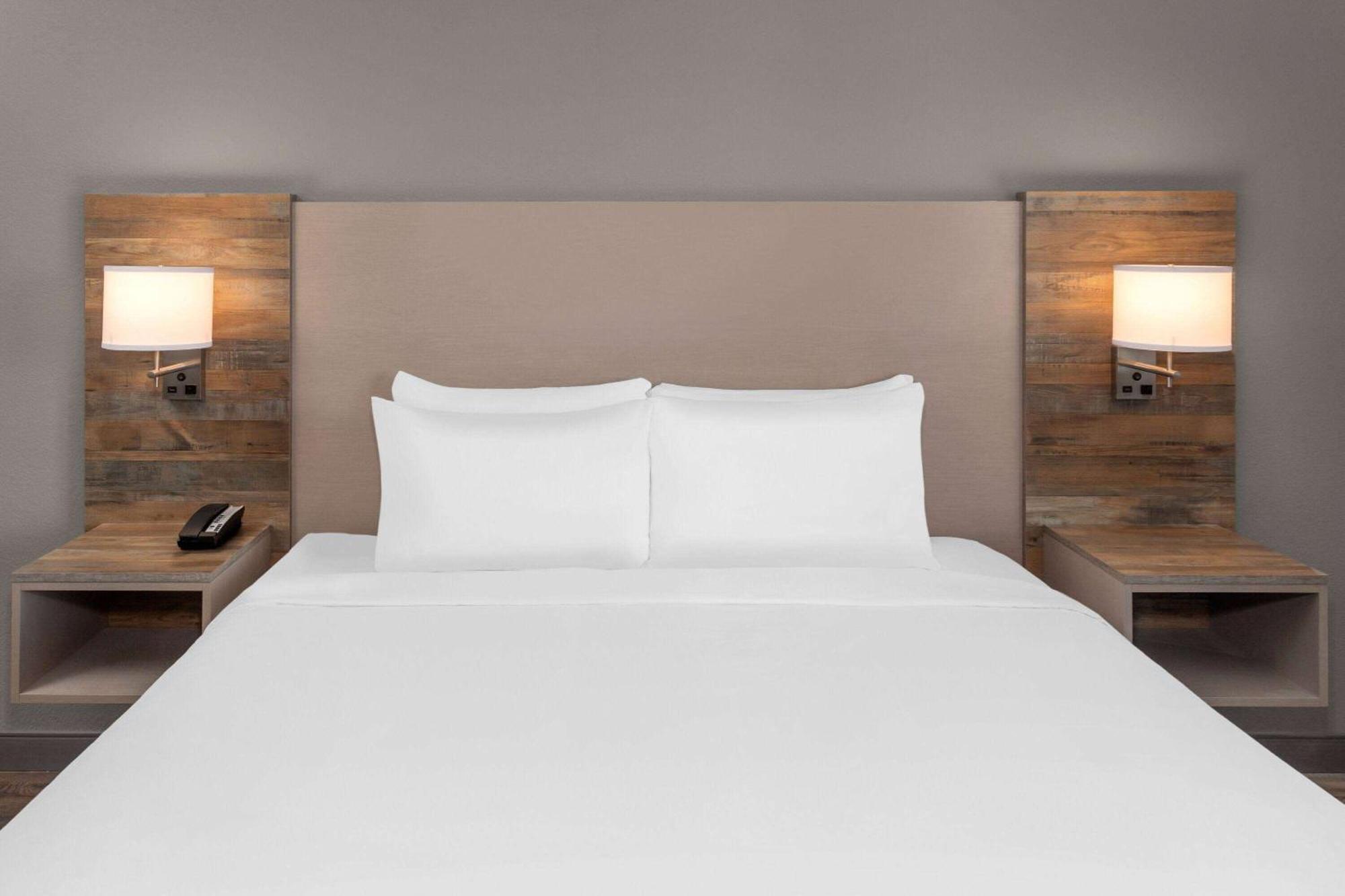 Links Bos Landen Hotel & Spa Of Pella, Trademark By Wyndham Ngoại thất bức ảnh