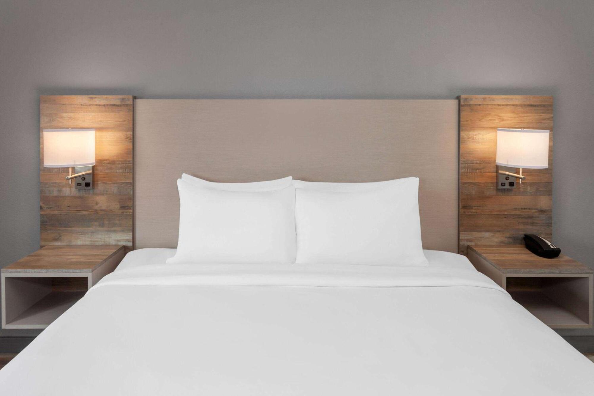 Links Bos Landen Hotel & Spa Of Pella, Trademark By Wyndham Ngoại thất bức ảnh