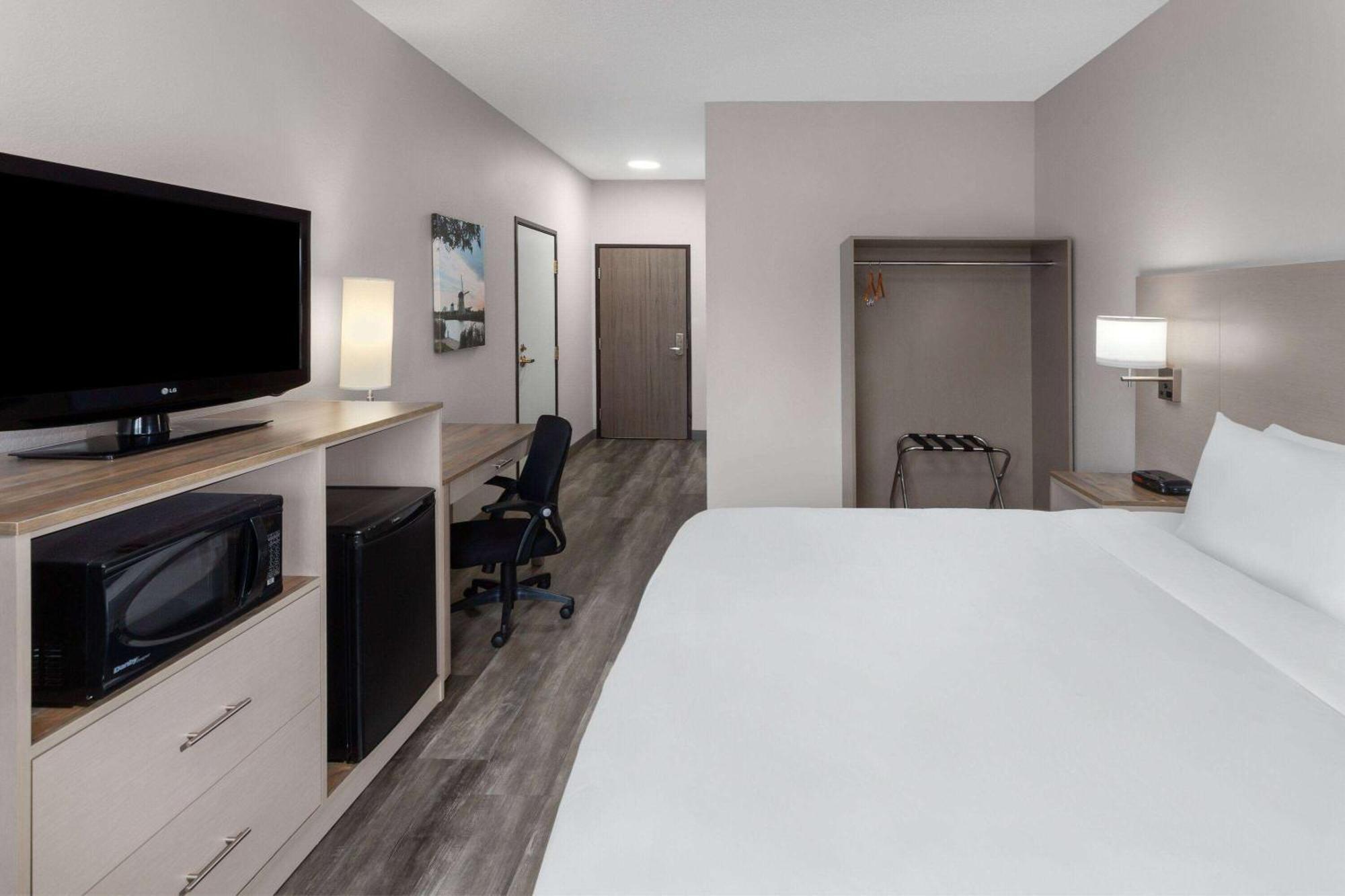 Links Bos Landen Hotel & Spa Of Pella, Trademark By Wyndham Ngoại thất bức ảnh